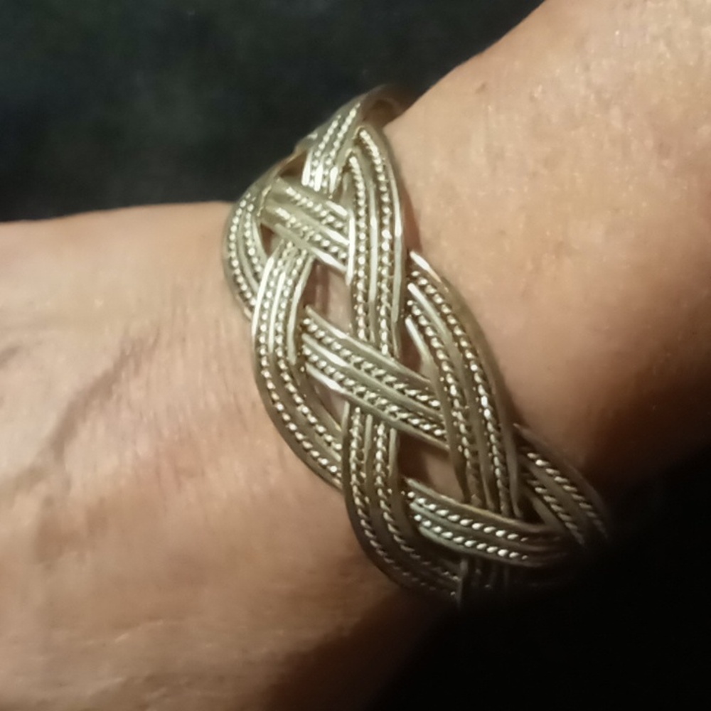 Sterling Silver 925 Braided Bracelet with Intricate Design - Picture 4 of 12